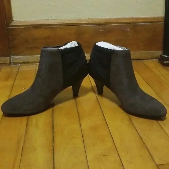 Alfani Step & Flex Vandela Booties Suede Pointed Toe Kitten Heel Boots - Picture 3 of 5